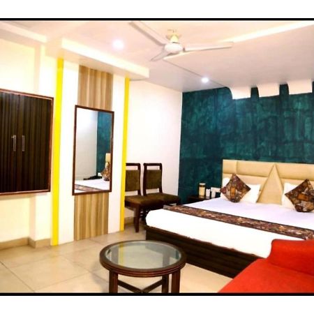 Hotel Kirandeep Agra Agra  Ngoại thất bức ảnh